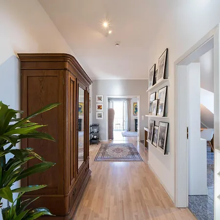 Kunstpause Apartment *